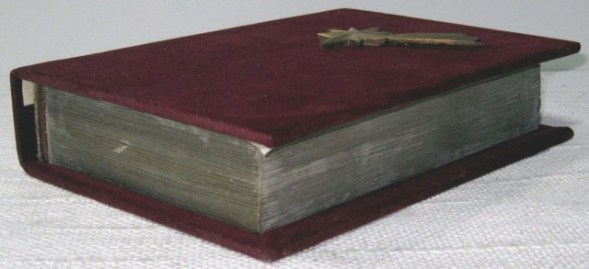 CRISTO MEDINACELI EN LIBRO URNA (8)